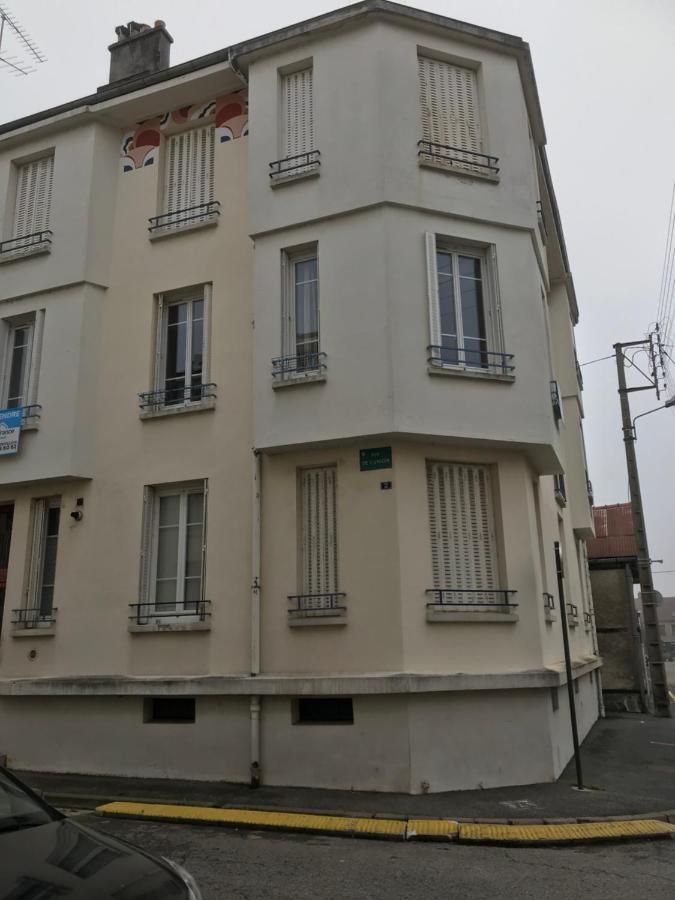 Maison Du Bonheur L Art De Vivre A La Francaise Logement Entier Avec Parking Sainte-Savine Exterior foto